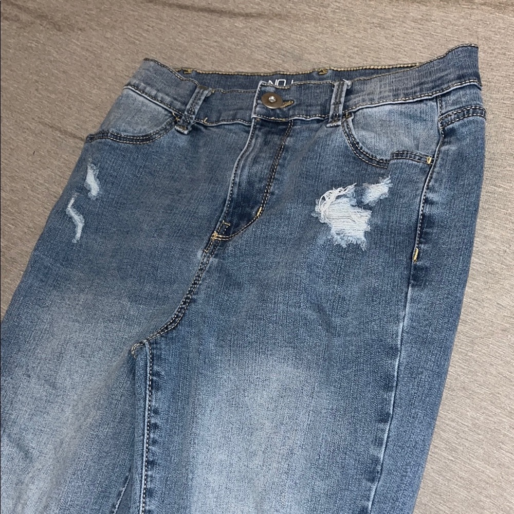 No Boundaries Blue Distressed Jeans